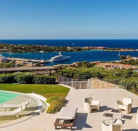 In Centro Tatiana Willa Porto Cervo